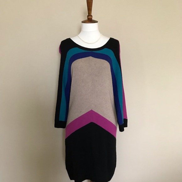BCBG MAXAZRIA ‘Faiza’ Color-Blocked Sweater Dress - Picture 3 of 7